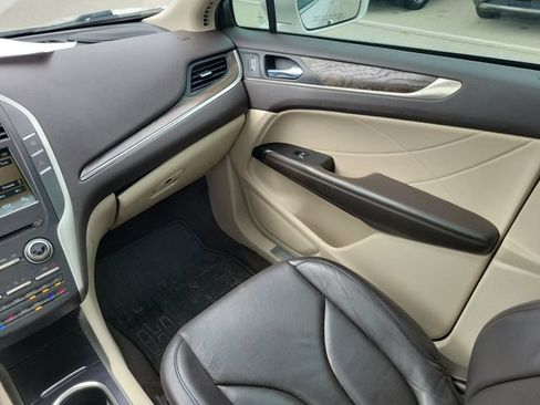 Used 2017 Lincoln MKC Reserve w/ Lincoln MKC Climate Package AWD/4WD image 17