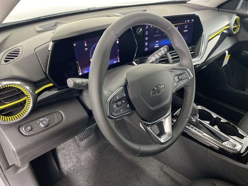 New 2026 Chevrolet Trax ACTIV w/ Driver Confidence Package image 11