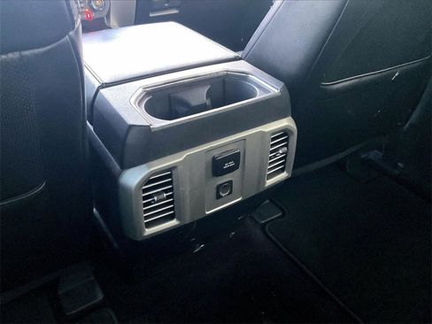 Used 2016 Ford F150 Lariat image 30