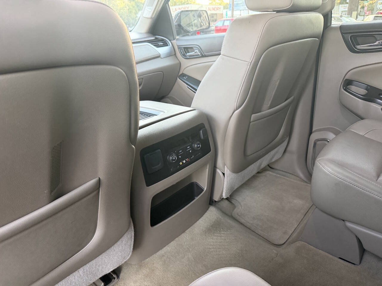 Used 2016 GMC Yukon SLT RWD image 16