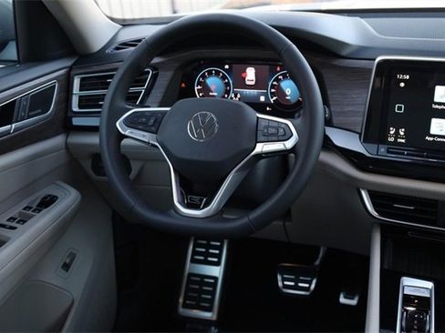 New 2026 Volkswagen Atlas SEL Premium R-Line image 29