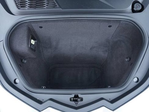 Used 2020 Chevrolet Corvette Stingray Premium Cpe w/ 3LT Preferred Equipment Group RWD image 19
