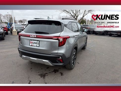 Used 2025 Kia Seltos S FWD image 5