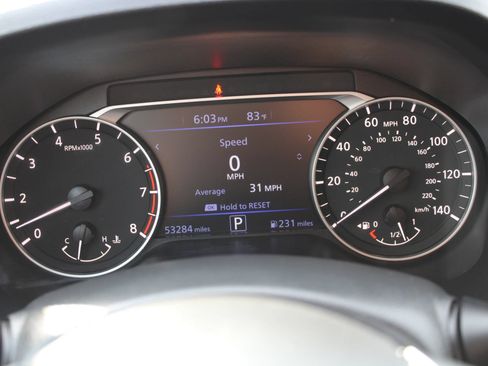 Used 2024 Nissan Altima 2.5 SV FWD image 12