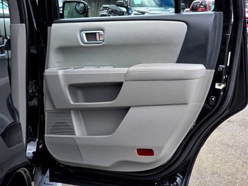Used 2015 Honda Pilot SE image 35