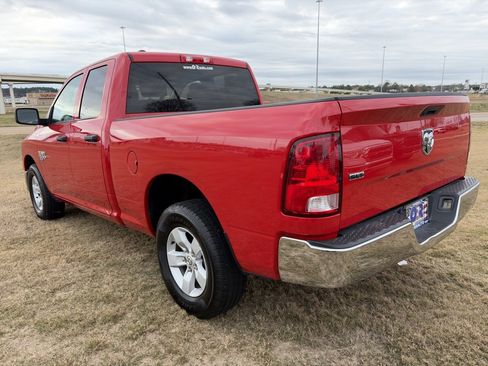 Used 2024 RAM 1500 Classic SLT image 6