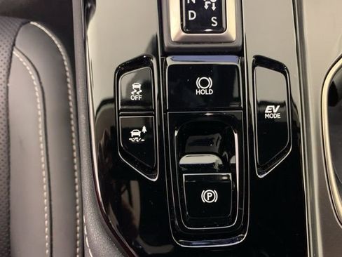 Used 2024 Lexus NX 350h AWD w/ Vision Package image 29