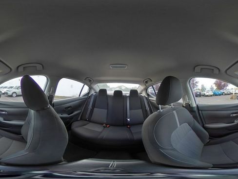 Used 2025 Nissan Sentra SV FWD image 40