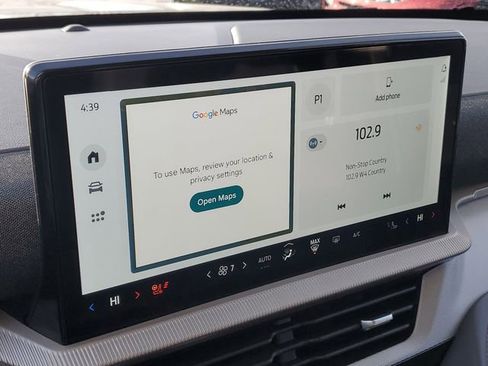 Certified 2025 Ford Explorer Active w/ Active Comfort Package image 18