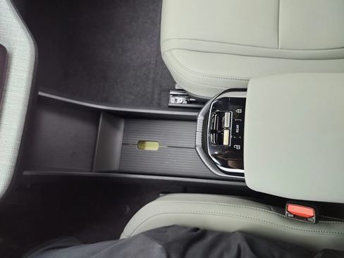 New 2026 Volvo EX30 Plus w/ Protection Package RWD image 22