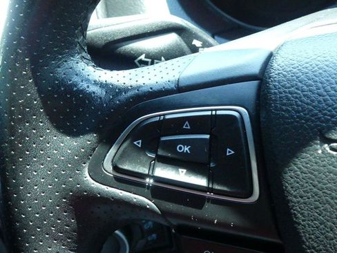 Used 2018 Ford Focus ST FWD image 18