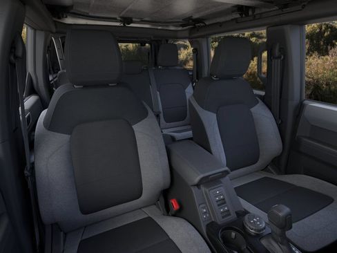 New 2026 Ford Bronco 4-Door AWD/4WD image 10