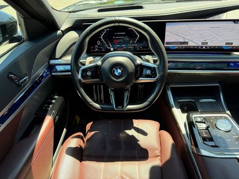 Used 2023 BMW 740i w/ Executive Package RWD image 25