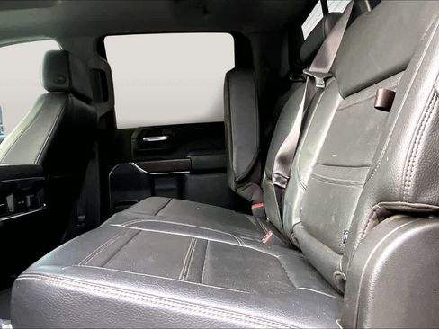 Used 2022 GMC Sierra 3500 Denali w/ Denali Ultimate Package AWD/4WD image 18