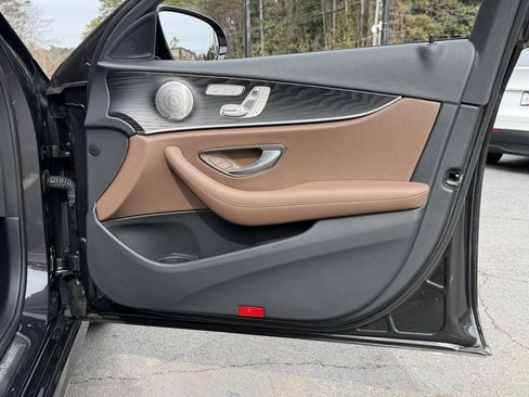 Used 2023 Mercedes-Benz E 450 E 450 image 35