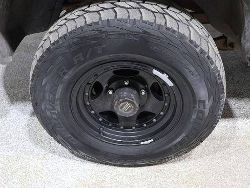 Used 2000 Dodge Ram 1500 Truck SLT image 9