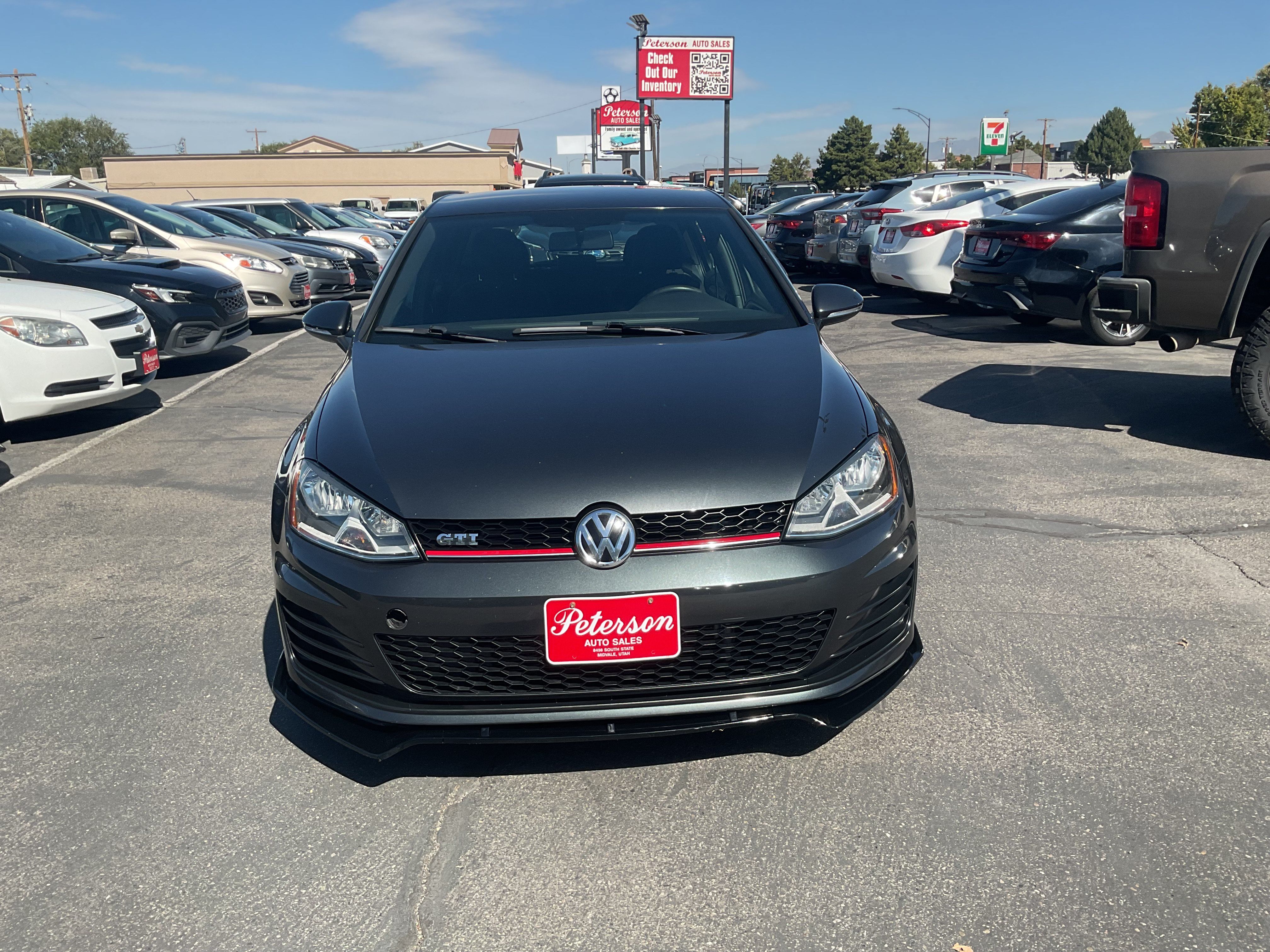 Used 2015 Volkswagen GTI S FWD image 3