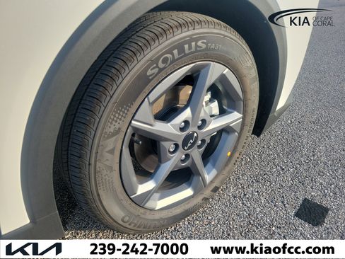 New 2026 Kia K4 FWD image 7