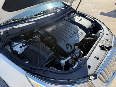 Used 2010 Buick LaCrosse CXS w/ Touring Package FWD image 32