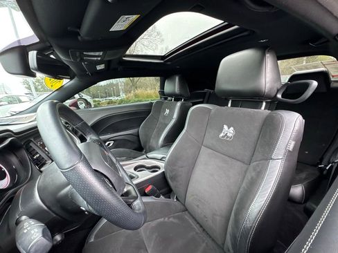 Used 2022 Dodge Challenger R/T Scat Pack image 21