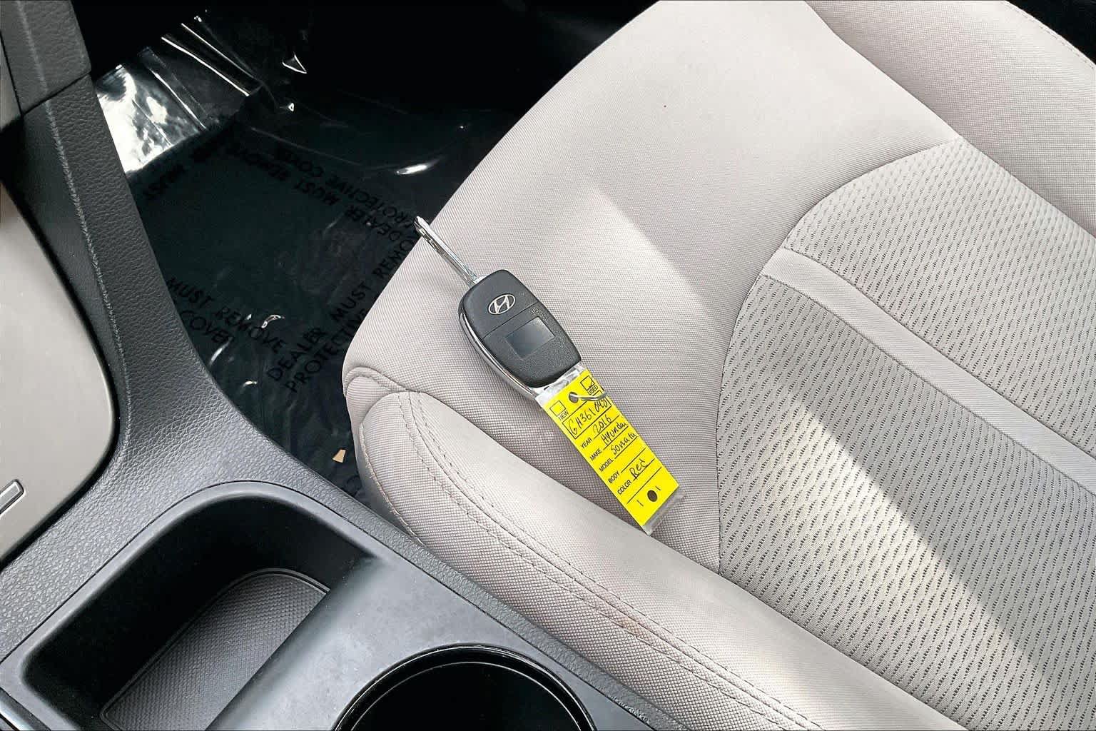 Used 2016 Hyundai Sonata SE FWD image 15
