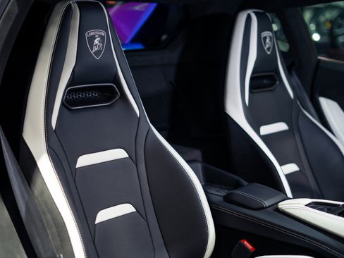 Used 2026 Lamborghini Temerario AWD/4WD image 6