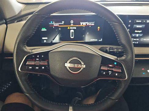 Used 2024 Nissan Ariya AWD image 7
