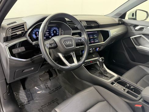 Used 2020 Audi Q3 2.0T Premium Plus w/ Premium Plus Package AWD/4WD image 4