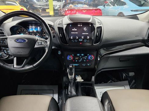 Used 2019 Ford Escape SEL image 23