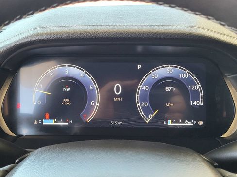 Used 2025 Jeep Grand Cherokee Limited AWD/4WD image 11