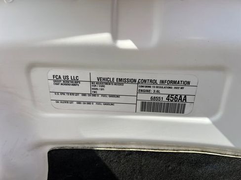 Used 2022 Chrysler Voyager LX FWD image 10