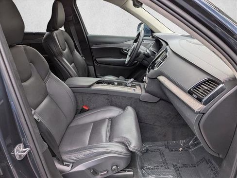 Certified 2024 Volvo XC90 T8 Ultimate AWD/4WD image 23