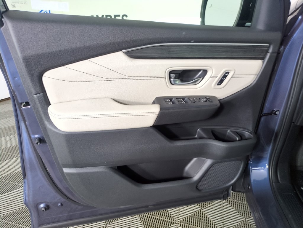 New 2026 Honda Pilot Touring image 11