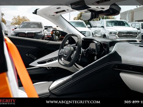 Used 2024 Chevrolet Corvette Stingray Premium Conv w/ Z51 Performance Package RWD image 40
