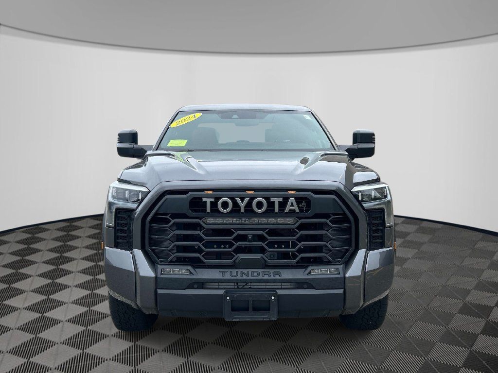 Used 2024 Toyota Tundra TRD Pro w/ TRD Pro Tow Package AWD/4WD image 8