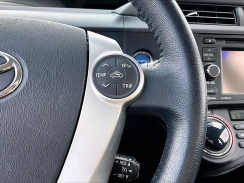 Used 2013 Toyota Prius C One image 24
