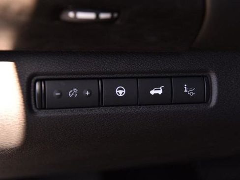 New 2026 Nissan Pathfinder Platinum image 12