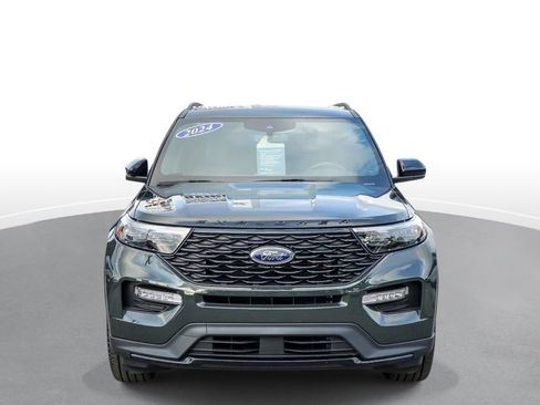 Used 2024 Ford Explorer ST-Line w/ Class IV Trailer Tow Package AWD/4WD image 3