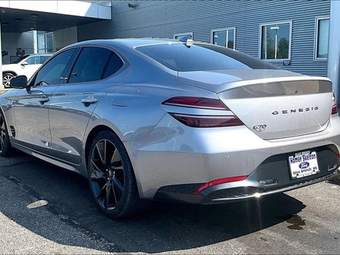 Used 2023 Genesis G70 2.0T w/ Sport Prestige Package RWD image 3