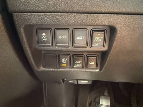 Used 2014 Nissan Rogue SL w/ SL Premium Package AWD/4WD image 25