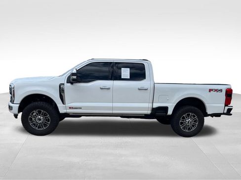 Used 2024 Ford F250 Platinum AWD/4WD image 2