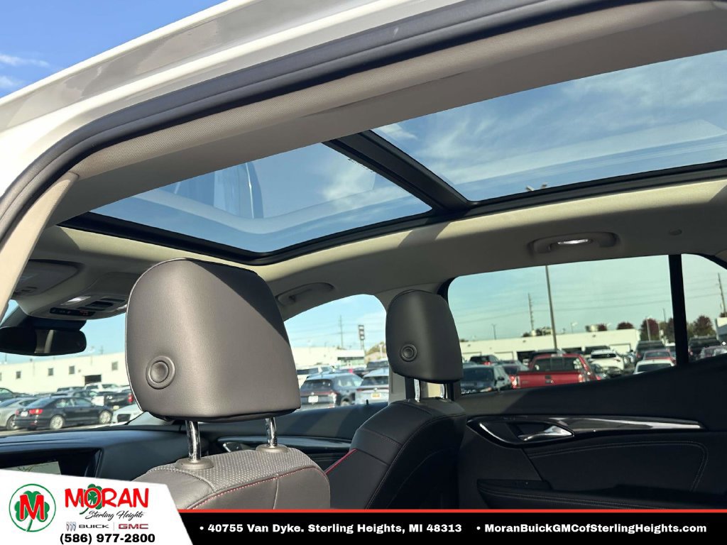 Certified 2023 Buick Envision Essence w/ Technology Package I AWD/4WD image 16