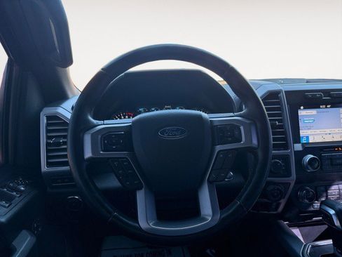 Used 2019 Ford F150 Platinum w/ Trailer Tow Package image 10