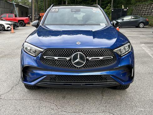 Certified 2025 Mercedes-Benz GLC 300 image 3