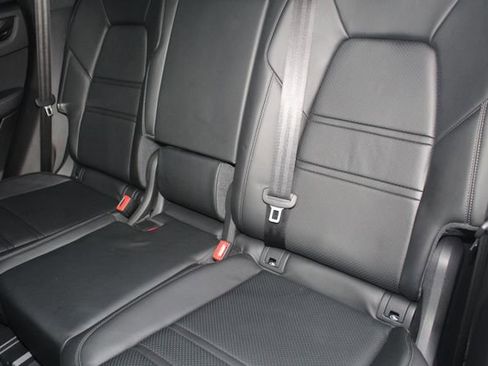 Certified 2023 Porsche Cayenne image 24