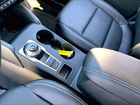 Used 2026 Ford Escape Platinum w/ Equipment Group 601A image 17