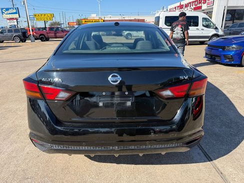 Used 2022 Nissan Altima 2.5 SV image 6