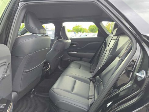 Used 2025 Toyota Crown Signia w/ Advanced Technology Package AWD/4WD image 16