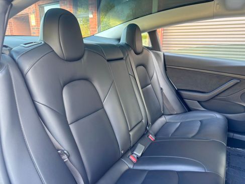 Used 2021 Tesla Model 3 Standard Range Plus RWD image 37