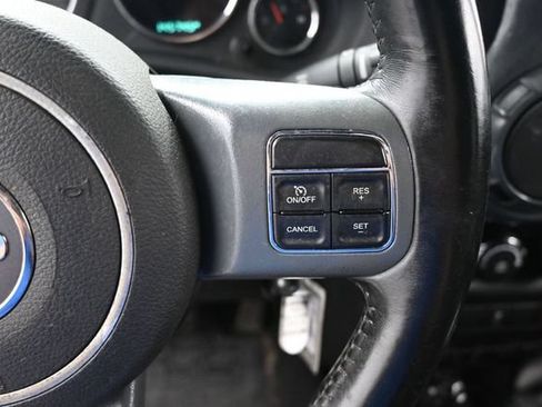 Used 2015 Jeep Wrangler Unlimited Sport AWD/4WD image 17